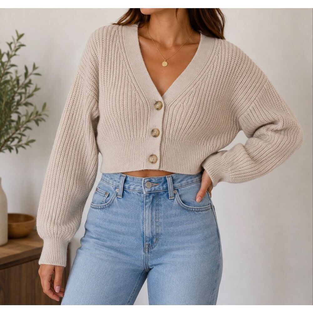 Babaton Aritzia Chunky Knit Crop Cardigan 2XS Beige Button Front Sweater